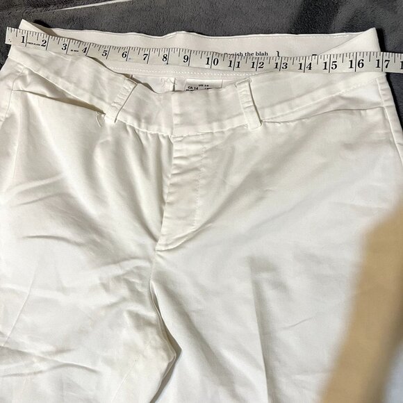DOCKERS CAPRIS WOMENS WHITE SIZE 14(SALE) - Picture 2 of 11